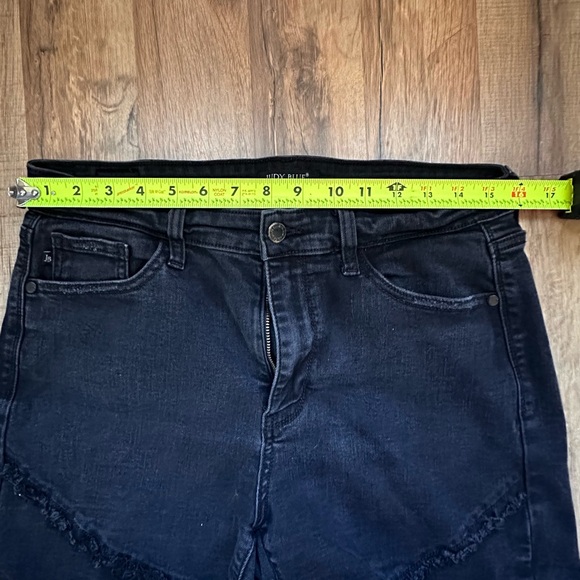 Judy Blue Black Jean Shorts - Picture 3 of 6